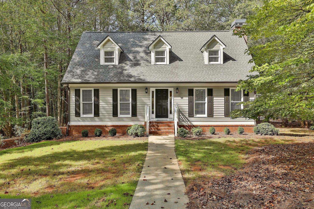 65 Inland Circle, Newnan, GA 30263 Main Photo