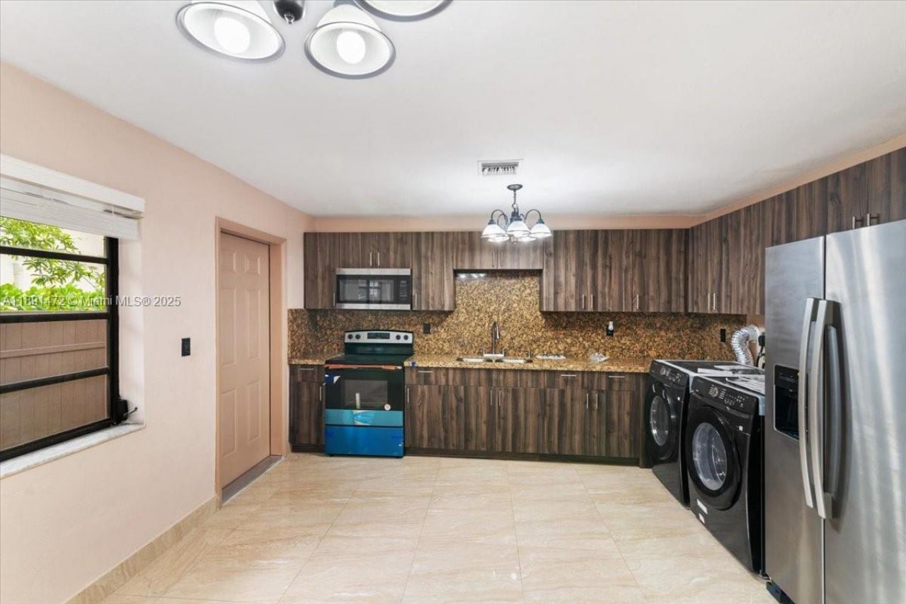 17001 NW 28th Ave, Miami Gardens, FL 33056 Photo