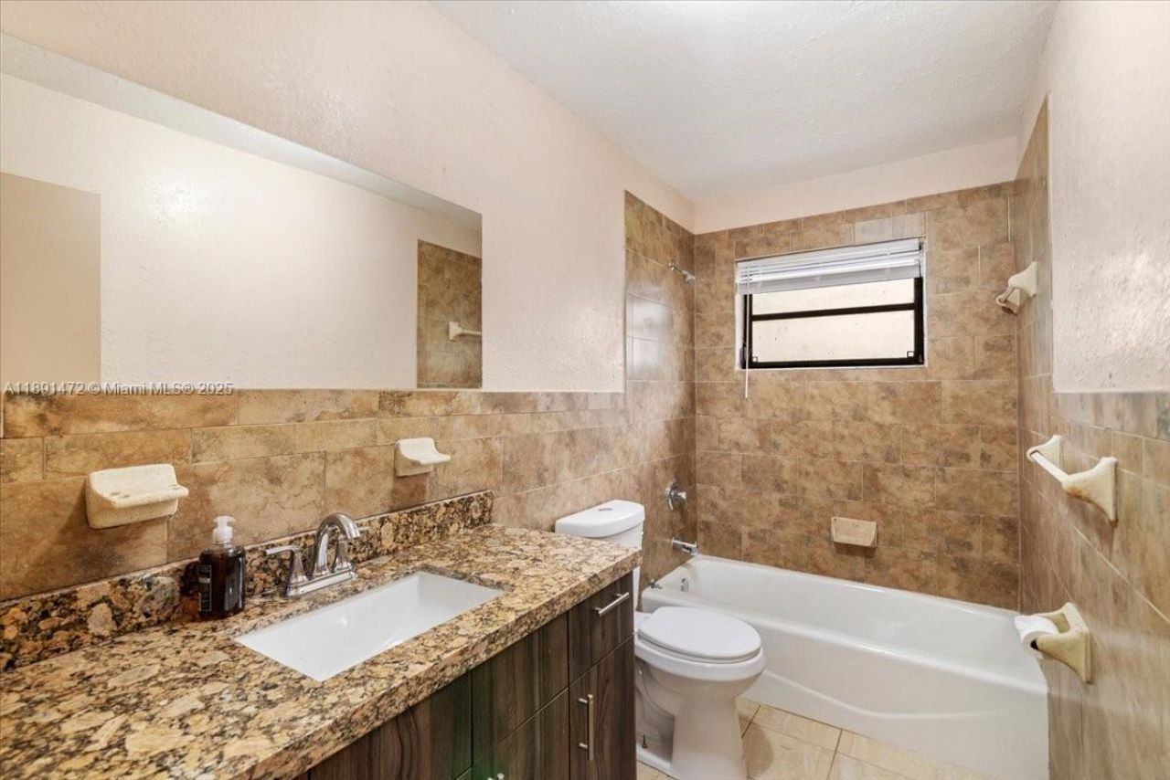 17001 NW 28th Ave, Miami Gardens, FL 33056 Photo