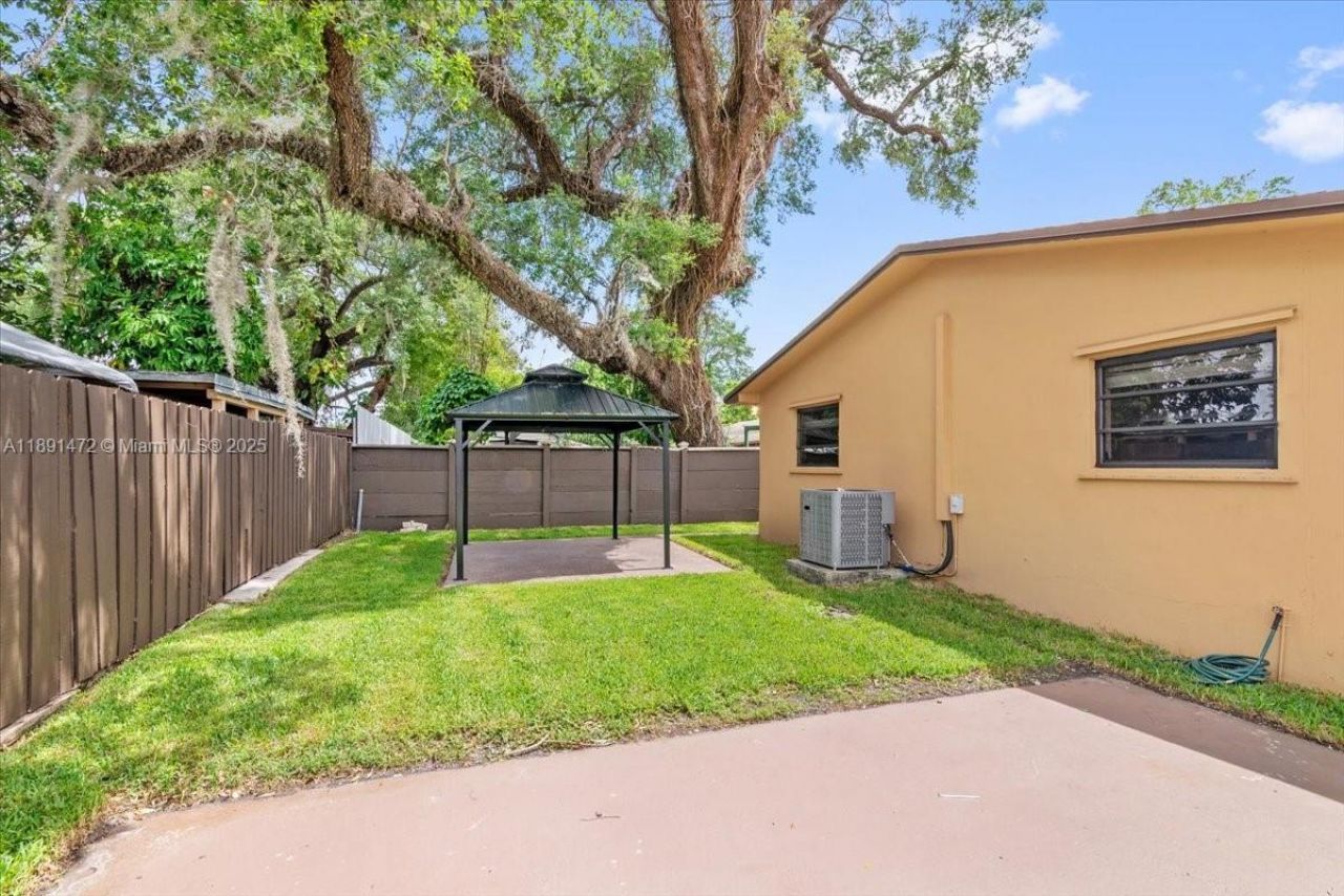 17001 NW 28th Ave, Miami Gardens, FL 33056 Photo