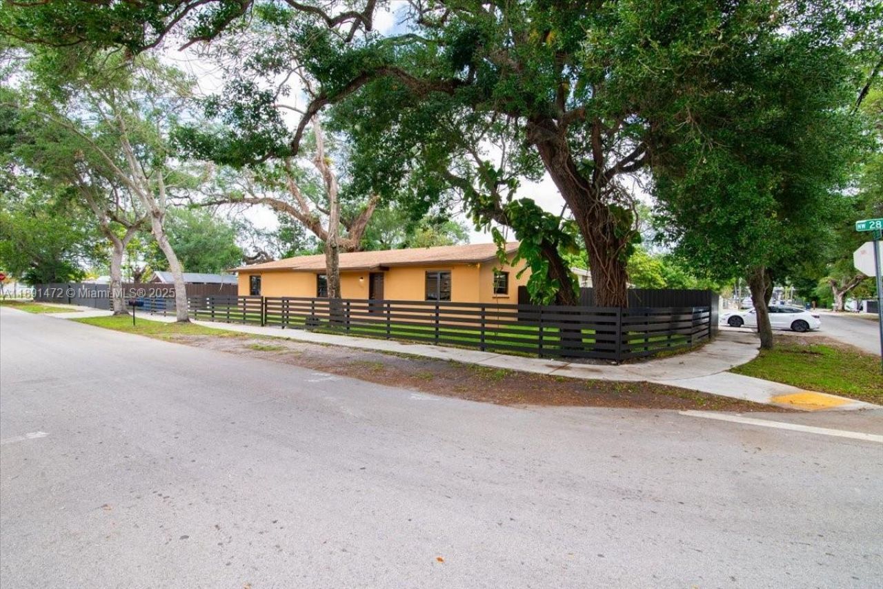 17001 NW 28th Ave, Miami Gardens, FL 33056 Photo