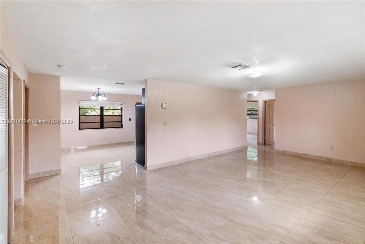 17001 NW 28th Ave, Miami Gardens, FL 33056 Photo