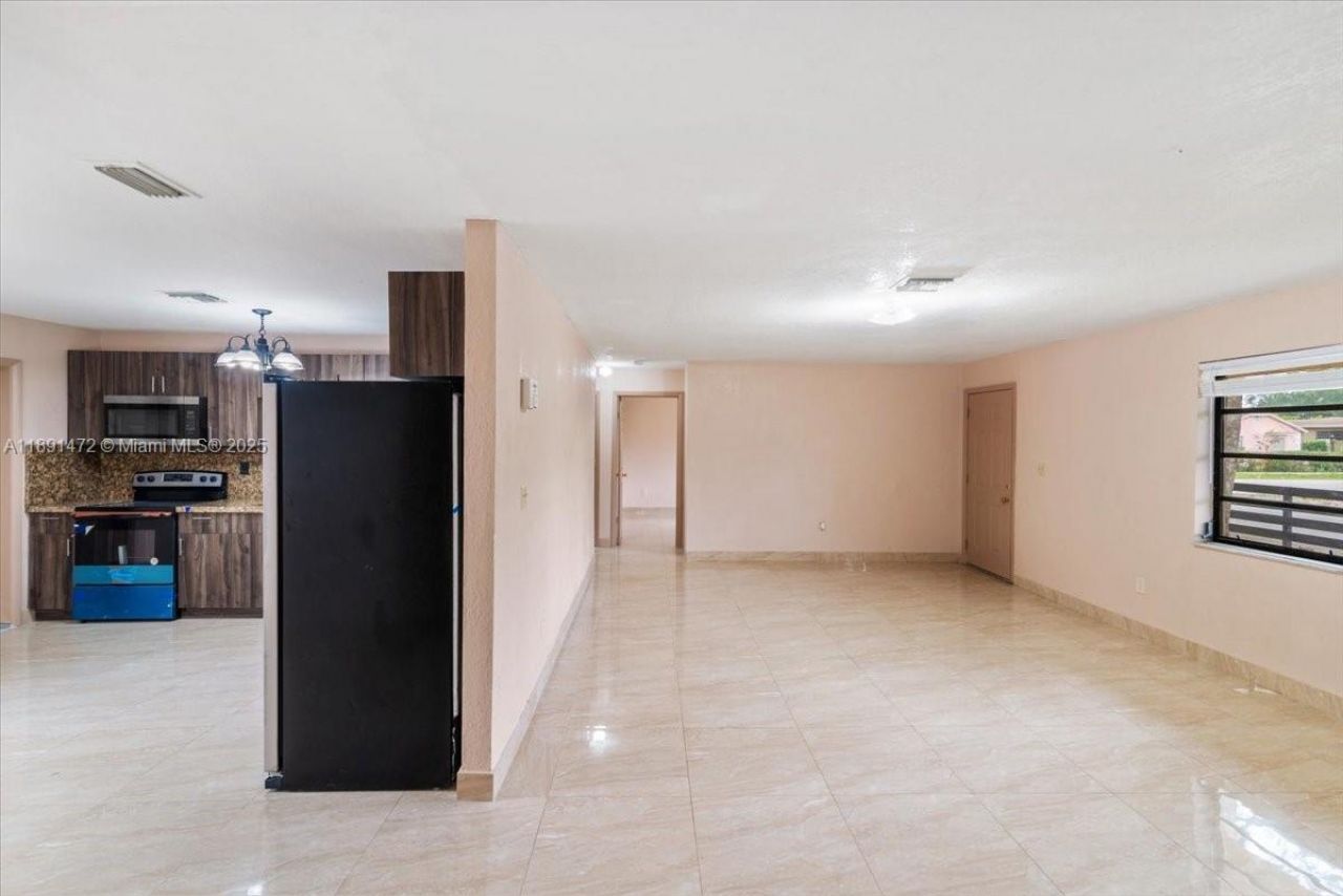 17001 NW 28th Ave, Miami Gardens, FL 33056 Photo