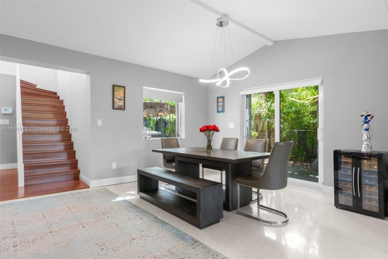 1609 NE 20th Ave, Fort Lauderdale, FL 33305 Photo