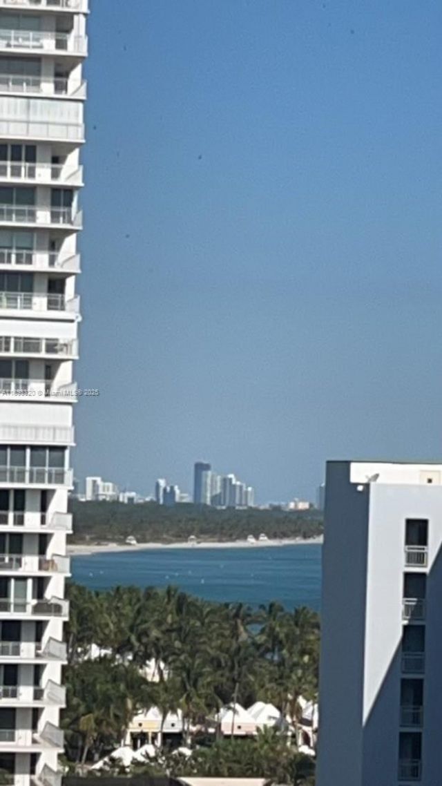 1121 Crandon Blvd, Unit F1004, Key Biscayne, FL 33149 Photo