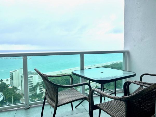 100 Bayview Dr, Unit PH08, Sunny Isles Beach, FL 33160