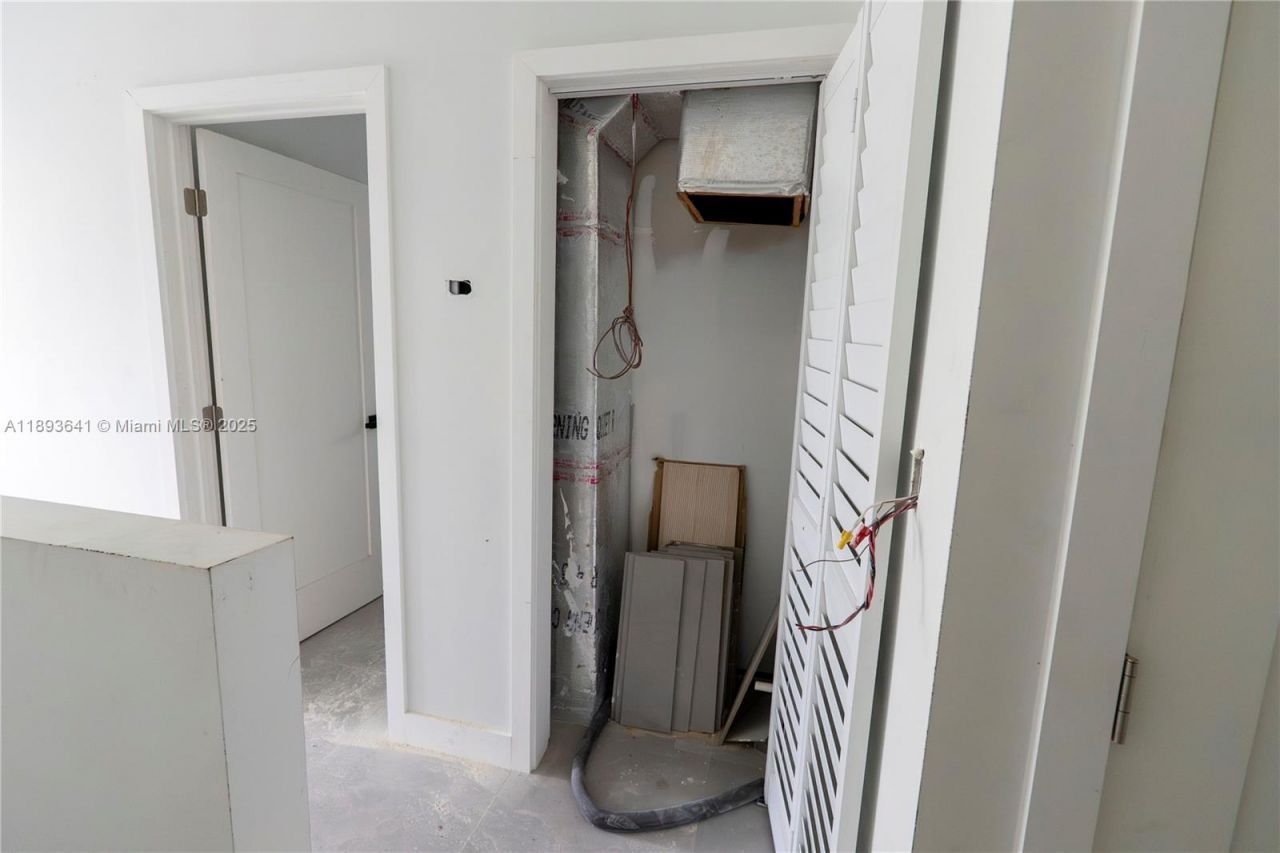 10290 SW 174th Ter, Miami, FL 33157 Photo