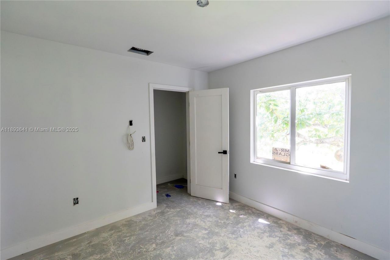 10290 SW 174th Ter, Miami, FL 33157 Photo