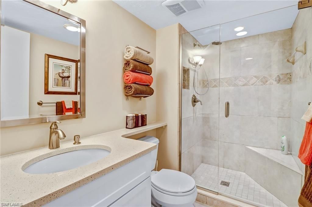 10475 Gulf Shore Dr, Unit 114, Naples, FL 34108 Photo