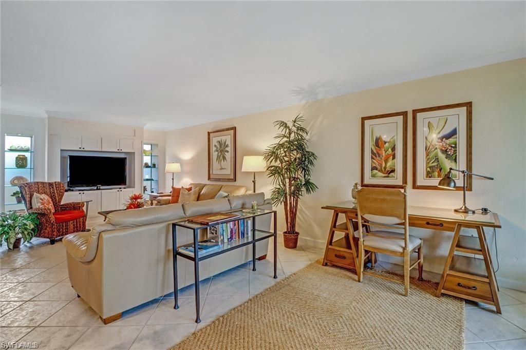 10475 Gulf Shore Dr, Unit 114, Naples, FL 34108 Photo