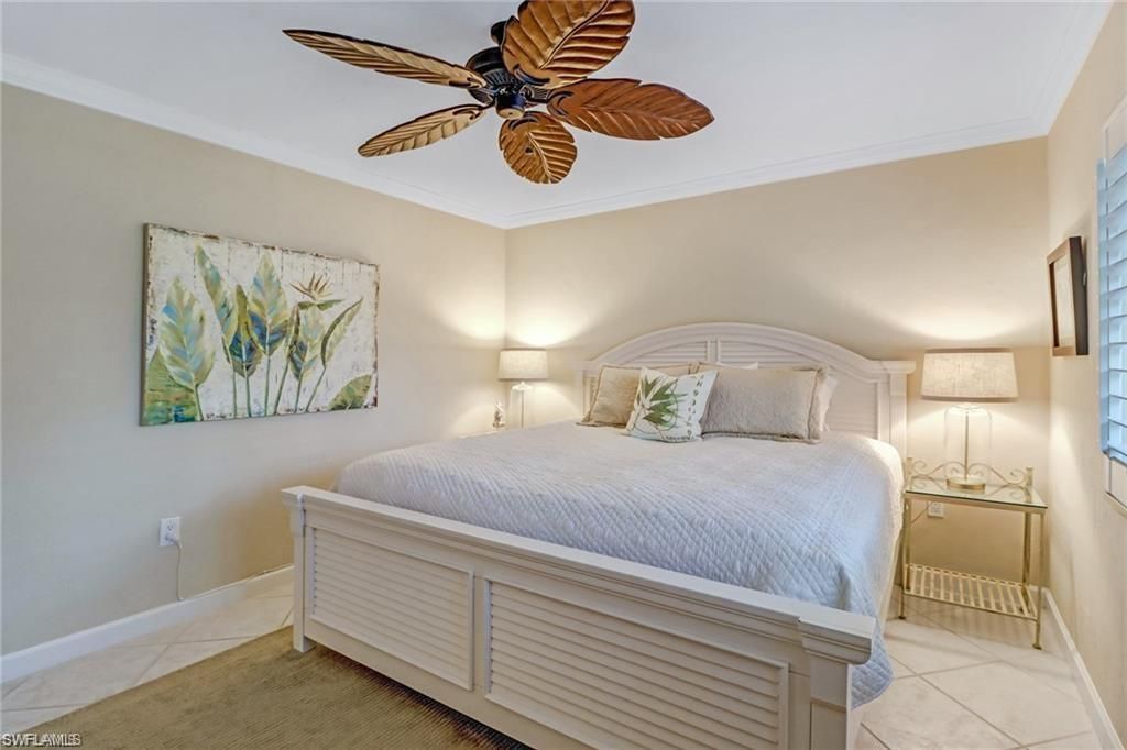 10475 Gulf Shore Dr, Unit 114, Naples, FL 34108 Photo