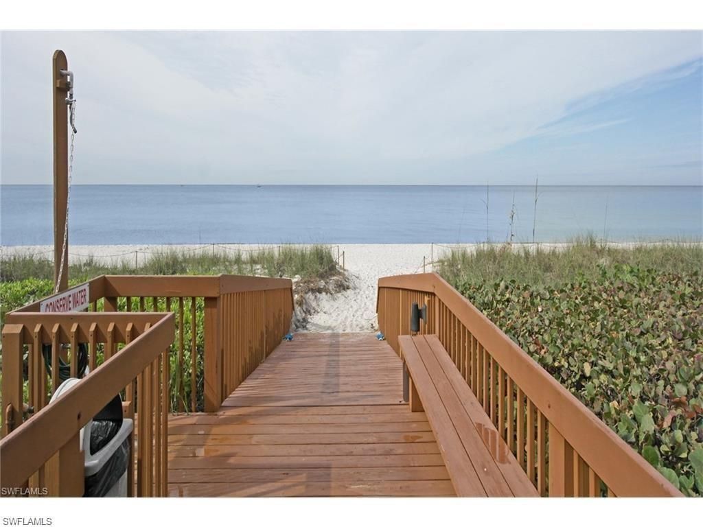 10475 Gulf Shore Dr, Unit 114, Naples, FL 34108 Photo
