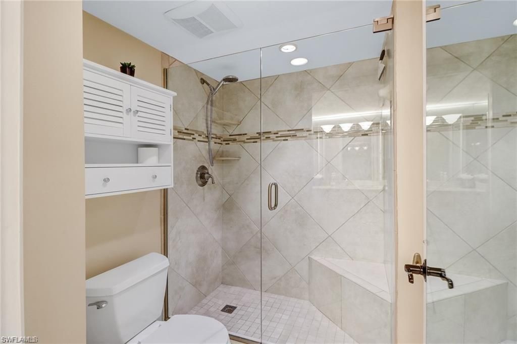 10475 Gulf Shore Dr, Unit 114, Naples, FL 34108 Photo