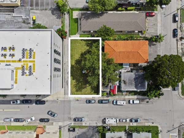 129 SW 21st Ave, Miami, FL 33135