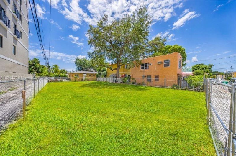 129 SW 21st Ave, Miami, FL 33135 Photo