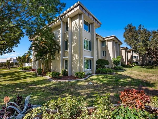 2244 Winkler AVE, Unit 213, FORT MYERS, FL 33901