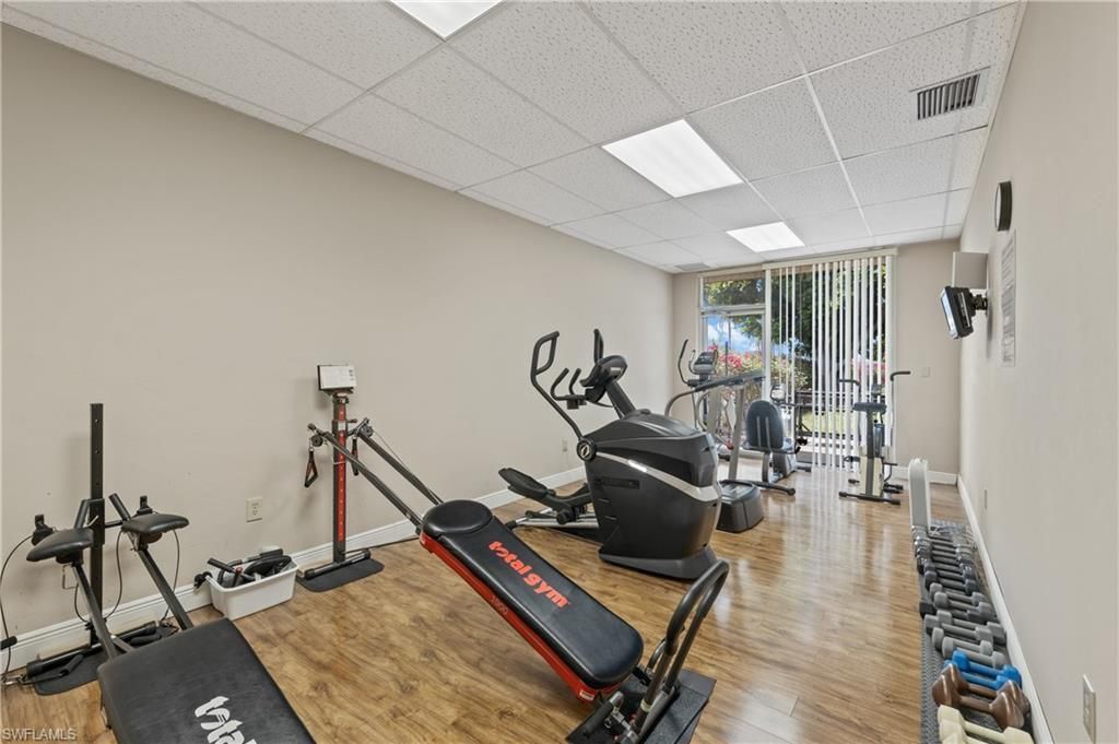 2244 Winkler Ave, Unit 213, Fort Myers, FL 33901 Photo