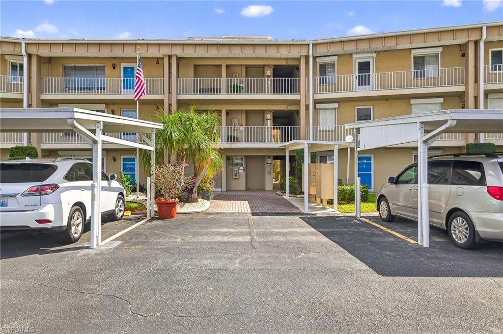 2244 Winkler Ave, Unit 213, Fort Myers, FL 33901 Photo