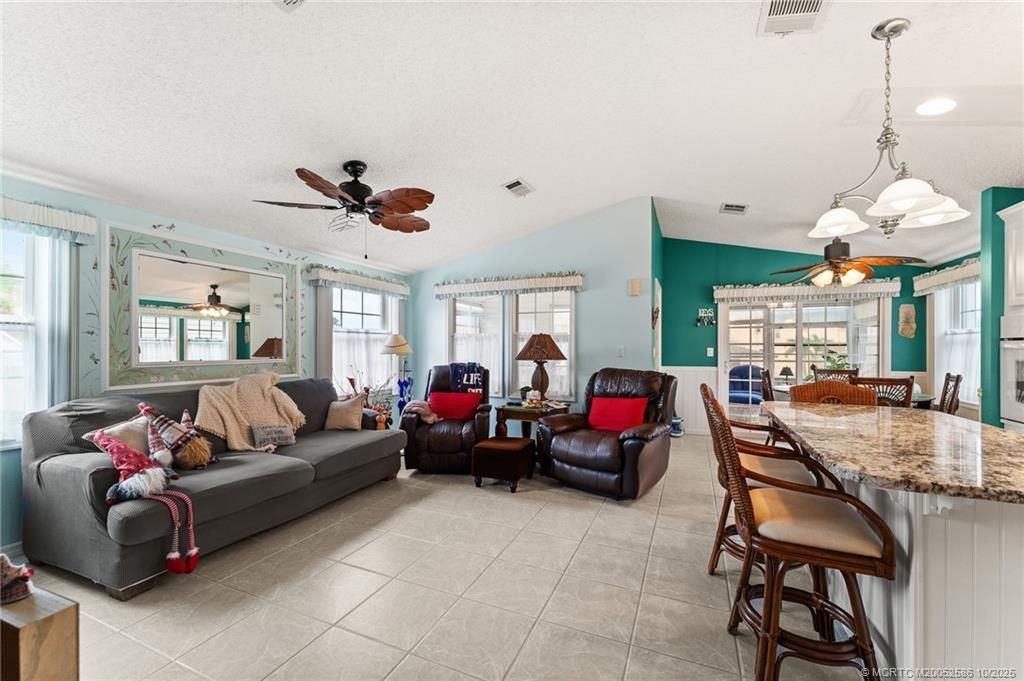 2013 Nettles Boulevard, Jensen Beach, FL 34957 Photo