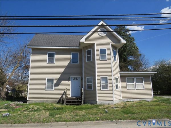 108 S Church Lane, Essex, VA 22560