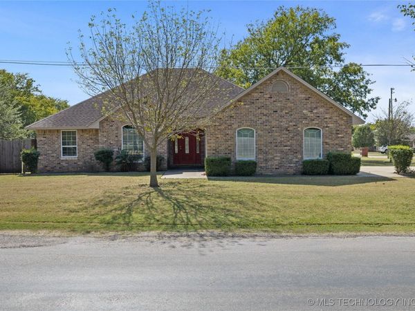 501 Mayall, Marietta, OK 73448