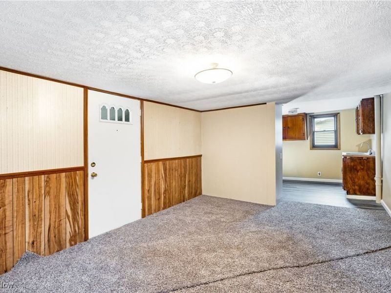 7529 State Line, Burghill, OH 44404 Photo 6