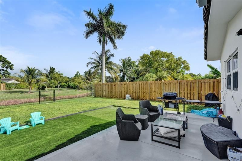 4017 Woodside Drive, Coral Springs, FL 33065 Photo