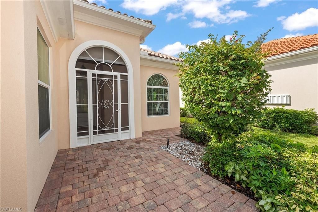 4017 Trinidad Way, Naples, FL 34119 Photo