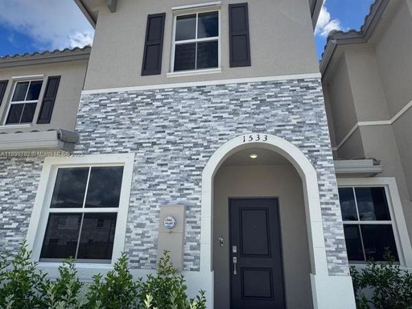 1533 SE 27th Rd, Homestead, FL 33035