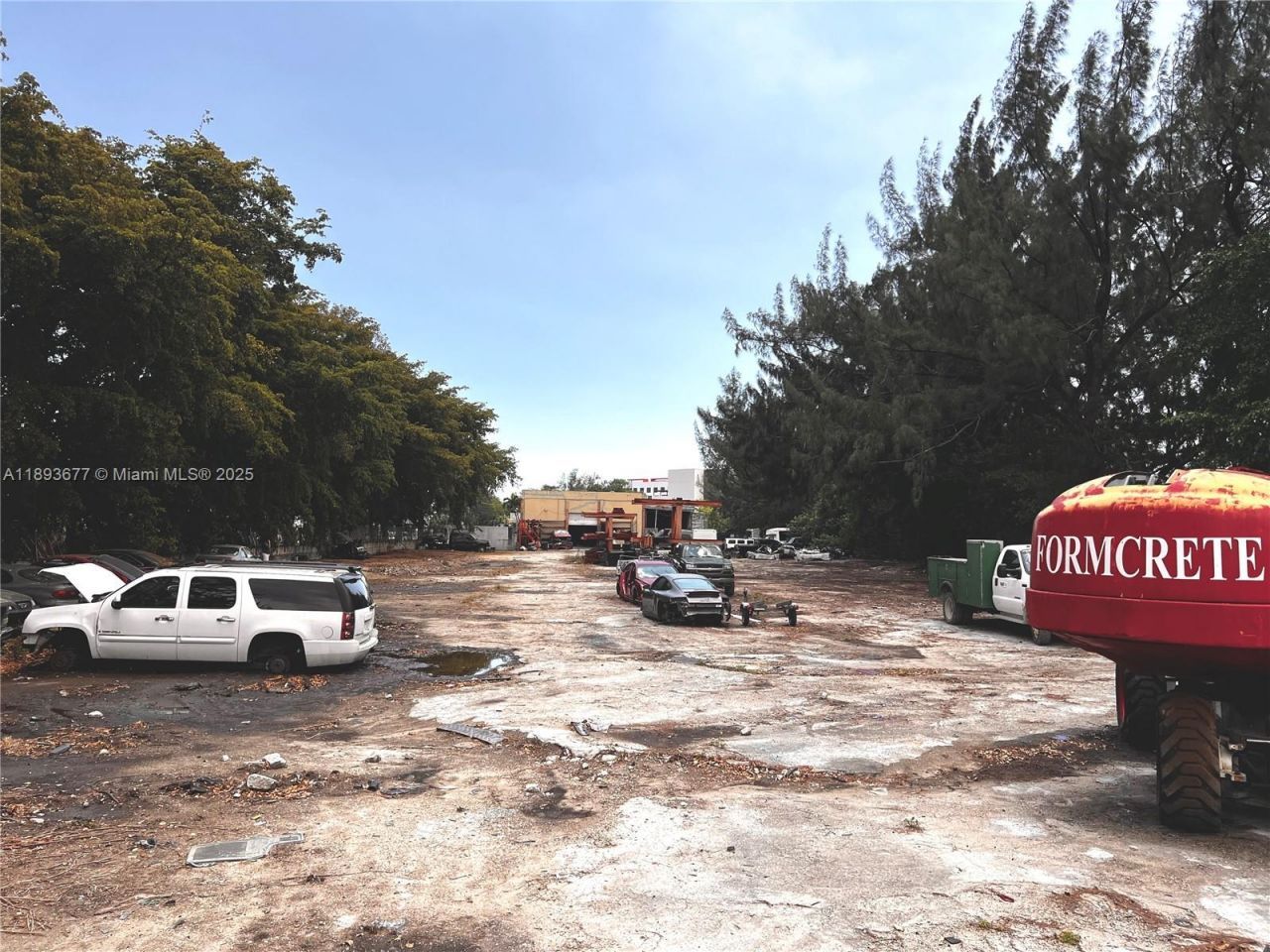 3550 NW South River Dr, Miami, FL 33142 Photo