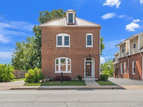 202 E 5th Street, Washington, MO 63090