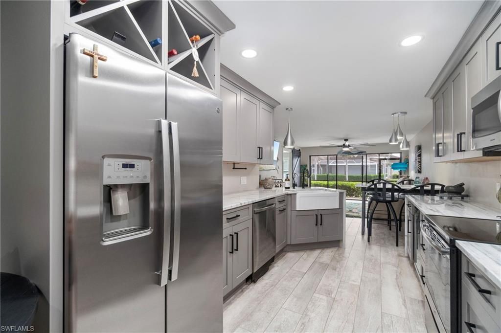 912 SW 48th Ter, Unit 107, Cape Coral, FL 33914 Photo