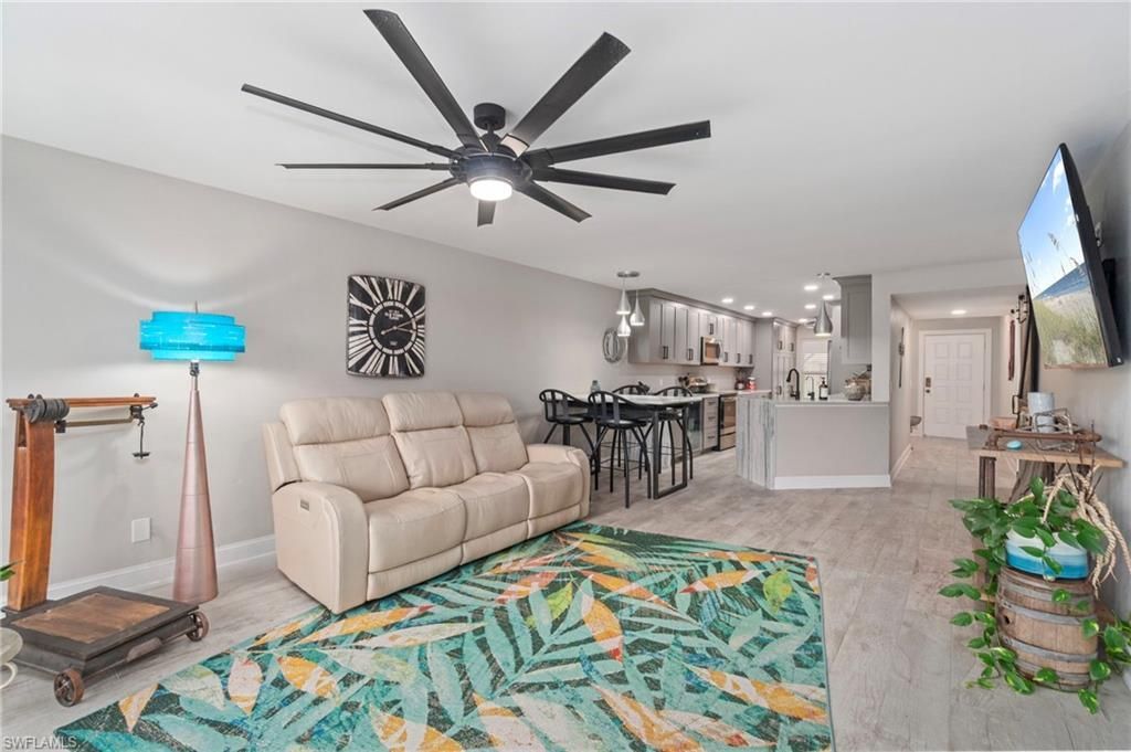 912 SW 48th Ter, Unit 107, Cape Coral, FL 33914 Photo