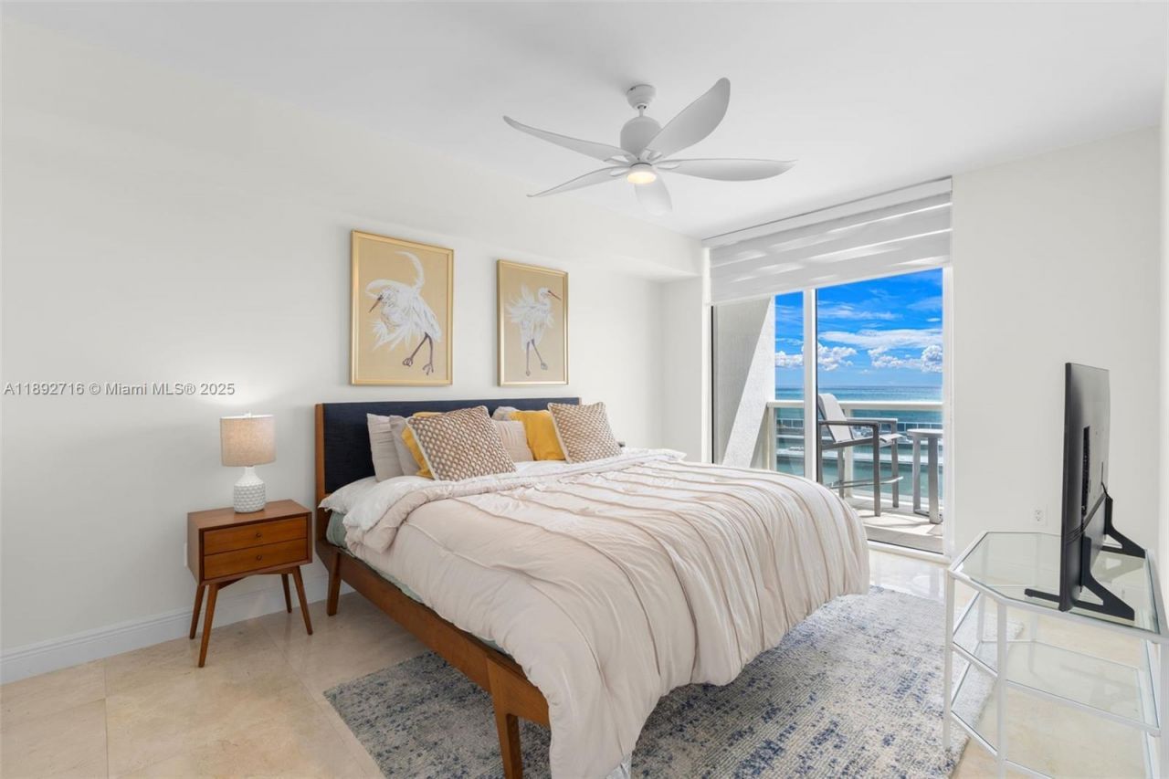 1850 S Ocean Dr, Unit 803, Hallandale Beach, FL 33009 Photo