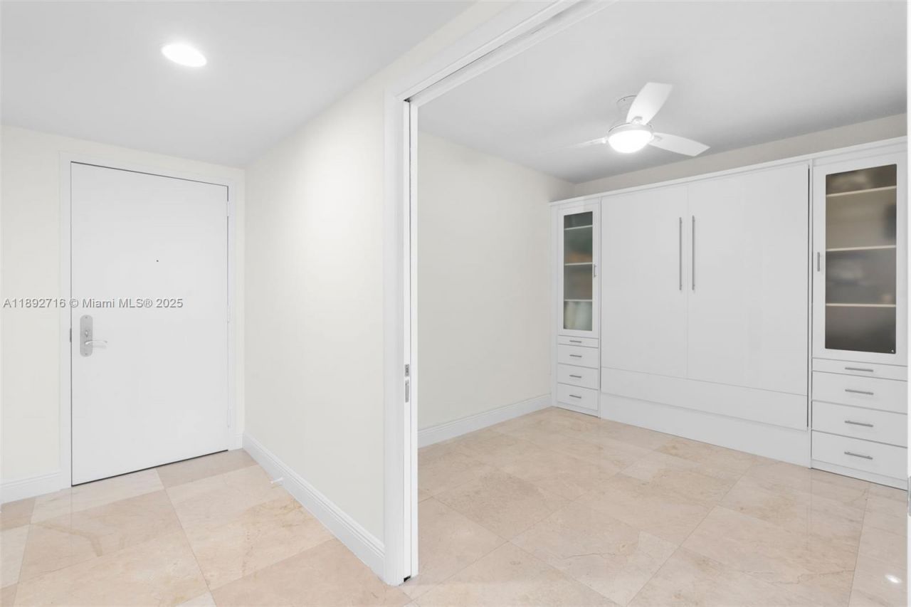 1850 S Ocean Dr, Unit 803, Hallandale Beach, FL 33009 Photo