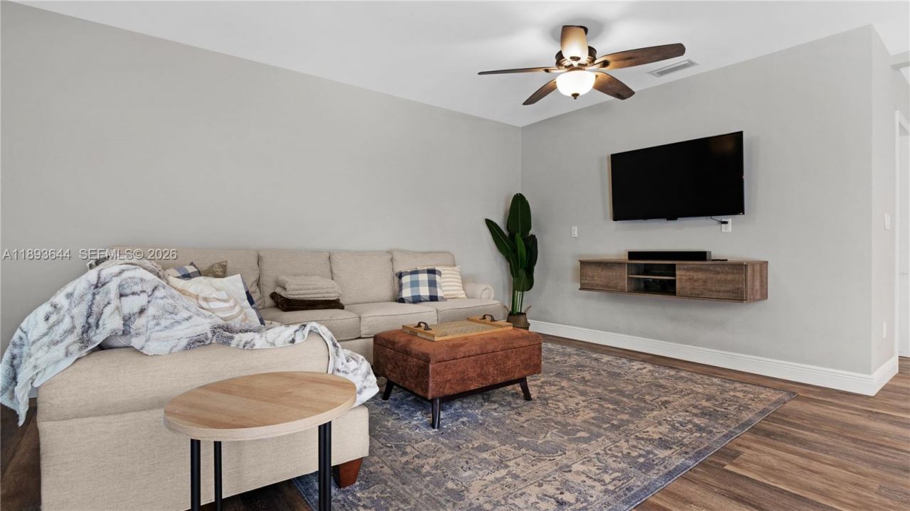 14590 SW 81st Ave, Palmetto Bay, FL 33158 Photo