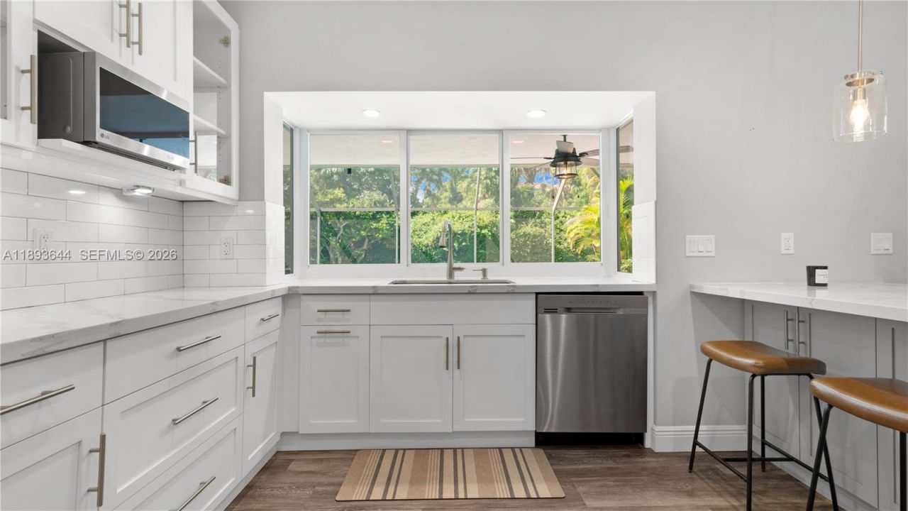 14590 SW 81st Ave, Palmetto Bay, FL 33158 Photo