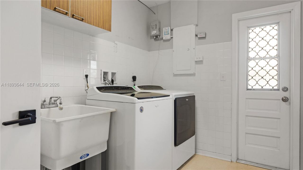 14590 SW 81st Ave, Palmetto Bay, FL 33158 Photo