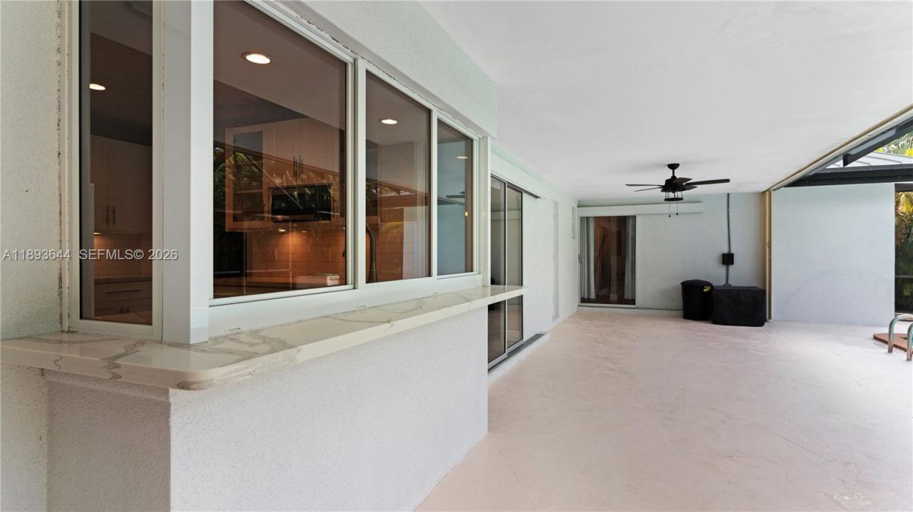 14590 SW 81st Ave, Palmetto Bay, FL 33158 Photo