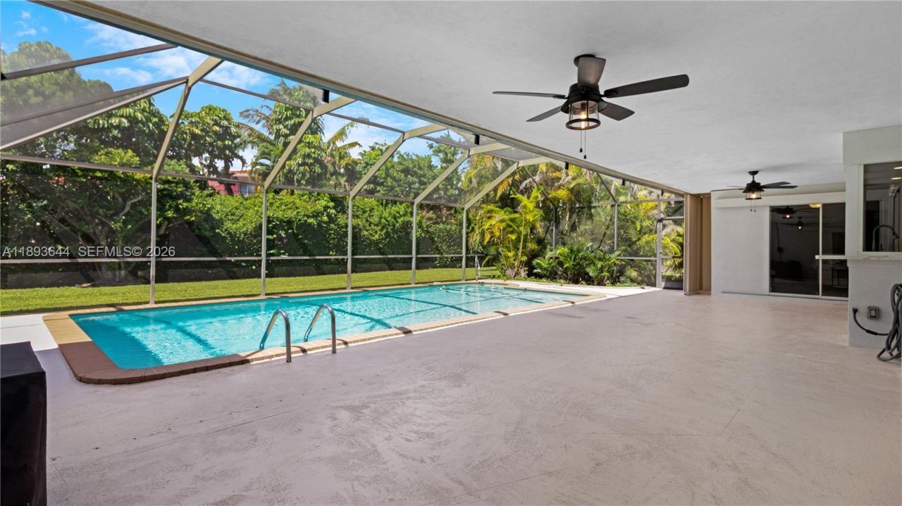 14590 SW 81st Ave, Palmetto Bay, FL 33158 Photo