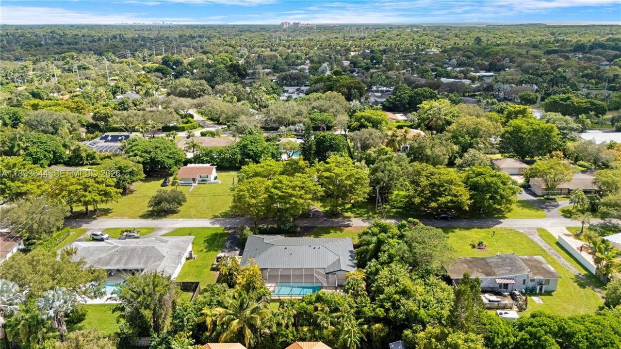 14590 SW 81st Ave, Palmetto Bay, FL 33158 Photo