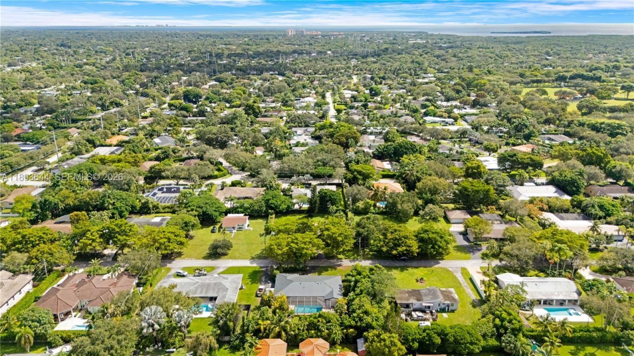 14590 SW 81st Ave, Palmetto Bay, FL 33158 Photo