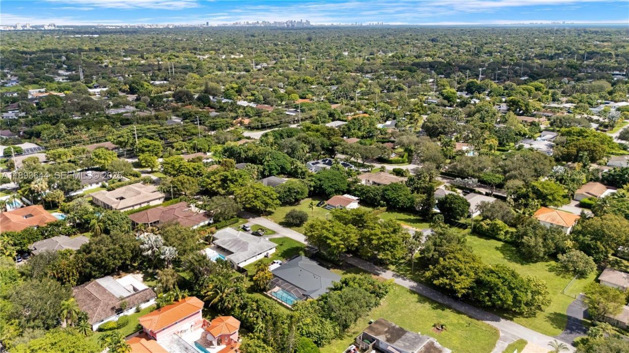 14590 SW 81st Ave, Palmetto Bay, FL 33158 Photo