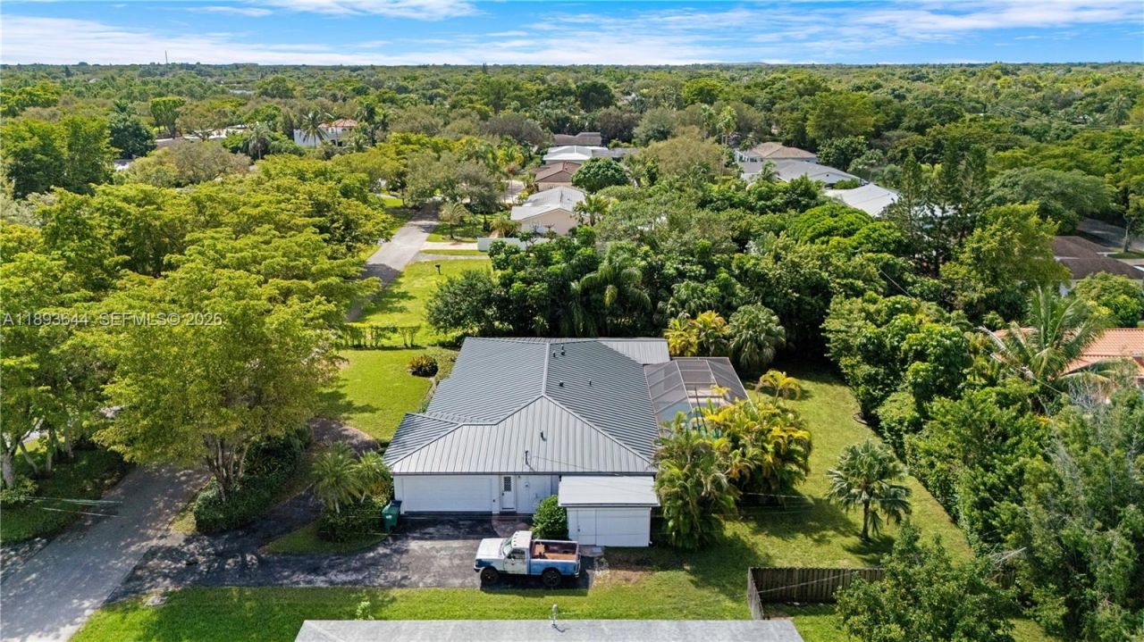 14590 SW 81st Ave, Palmetto Bay, FL 33158 Photo