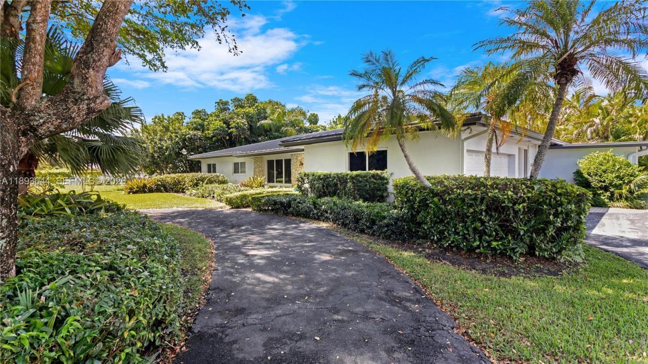 14590 SW 81st Ave, Palmetto Bay, FL 33158 Photo