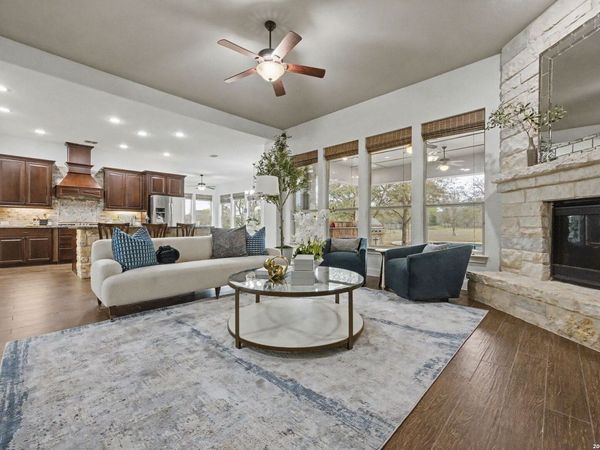 728 Deer Run Way, New Braunfels, TX 78132