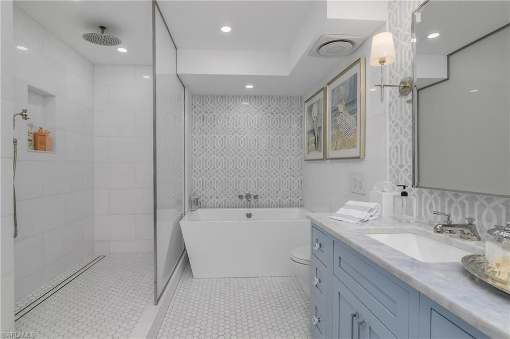 3483 Gulf Shore Blvd N, Unit 502, Naples, FL 34103 Photo