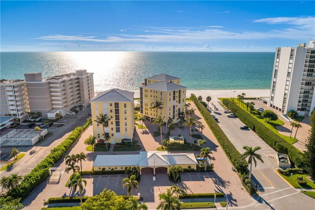3483 Gulf Shore Blvd N, Unit 502, Naples, FL 34103 Photo