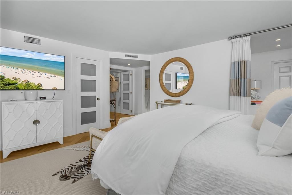 3483 Gulf Shore Blvd N, Unit 502, Naples, FL 34103 Photo