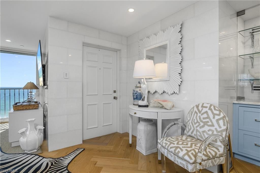 3483 Gulf Shore Blvd N, Unit 502, Naples, FL 34103 Photo